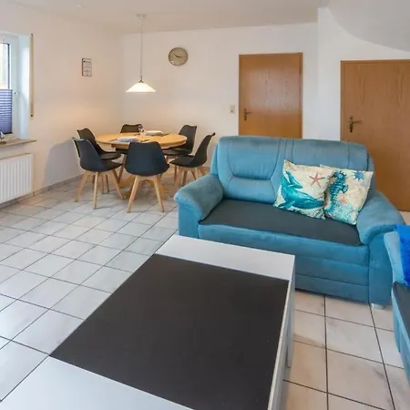 Lucy Apartment *